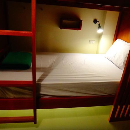 Phangan Pearl Hostel Haad Rin Eksteriør billede