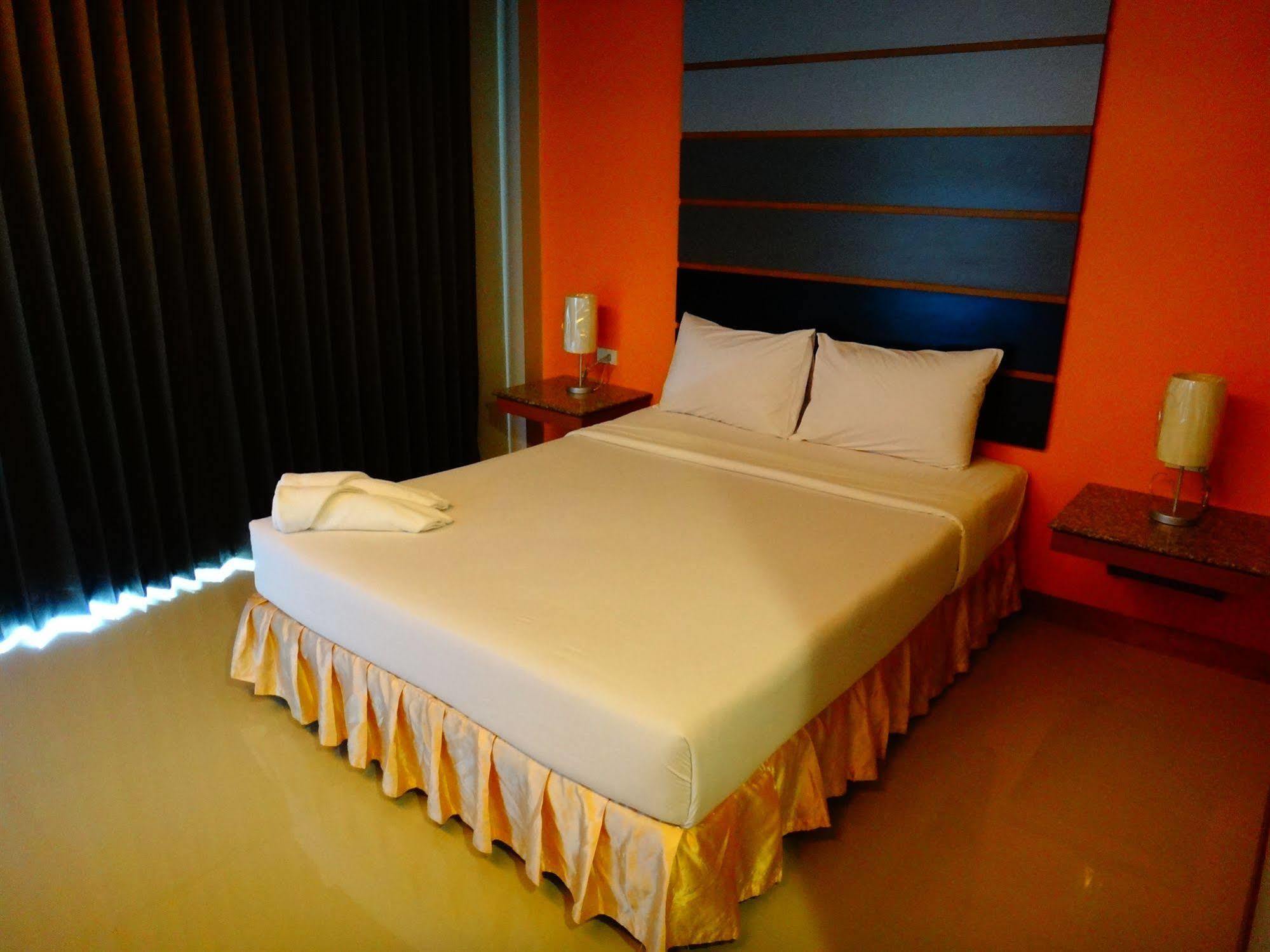 Phangan Pearl Hostel Haad Rin Eksteriør billede